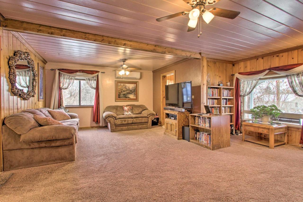 Cozy Home With Hot Tub Half Mi To Salmon River! Exteriör bild