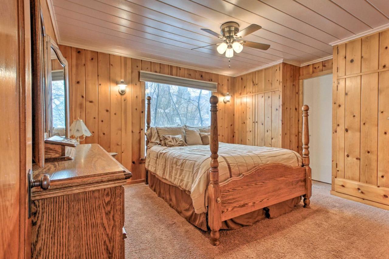 Cozy Home With Hot Tub Half Mi To Salmon River! Exteriör bild