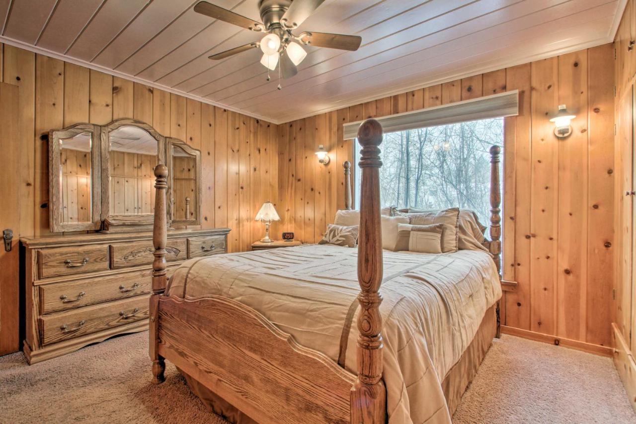 Cozy Home With Hot Tub Half Mi To Salmon River! Exteriör bild